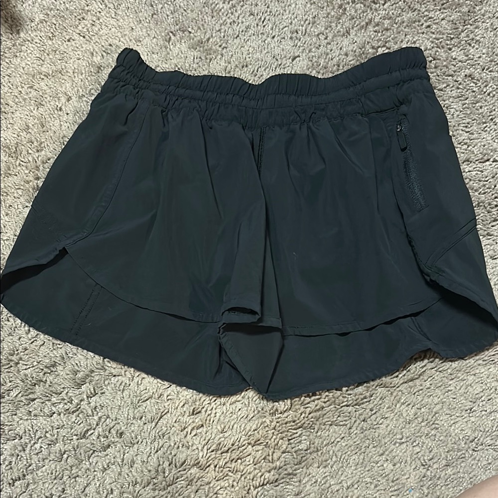 Lululemon Women's Black Athletic Shorts